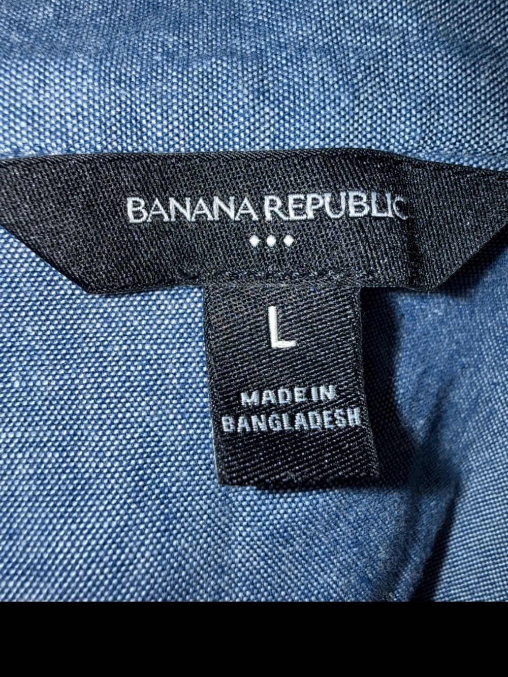 Banana Republic Chambray V-Neck Short Sleeve Top - Light Blue - Picture 3 of 5